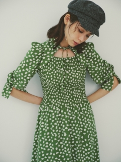 SNIDEL/デコルテオープンドットプリントワンピース/マキシ丈・ロングワンピース